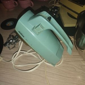 1960's Vintage Sunbeam-Mixmaster Hand Mixer